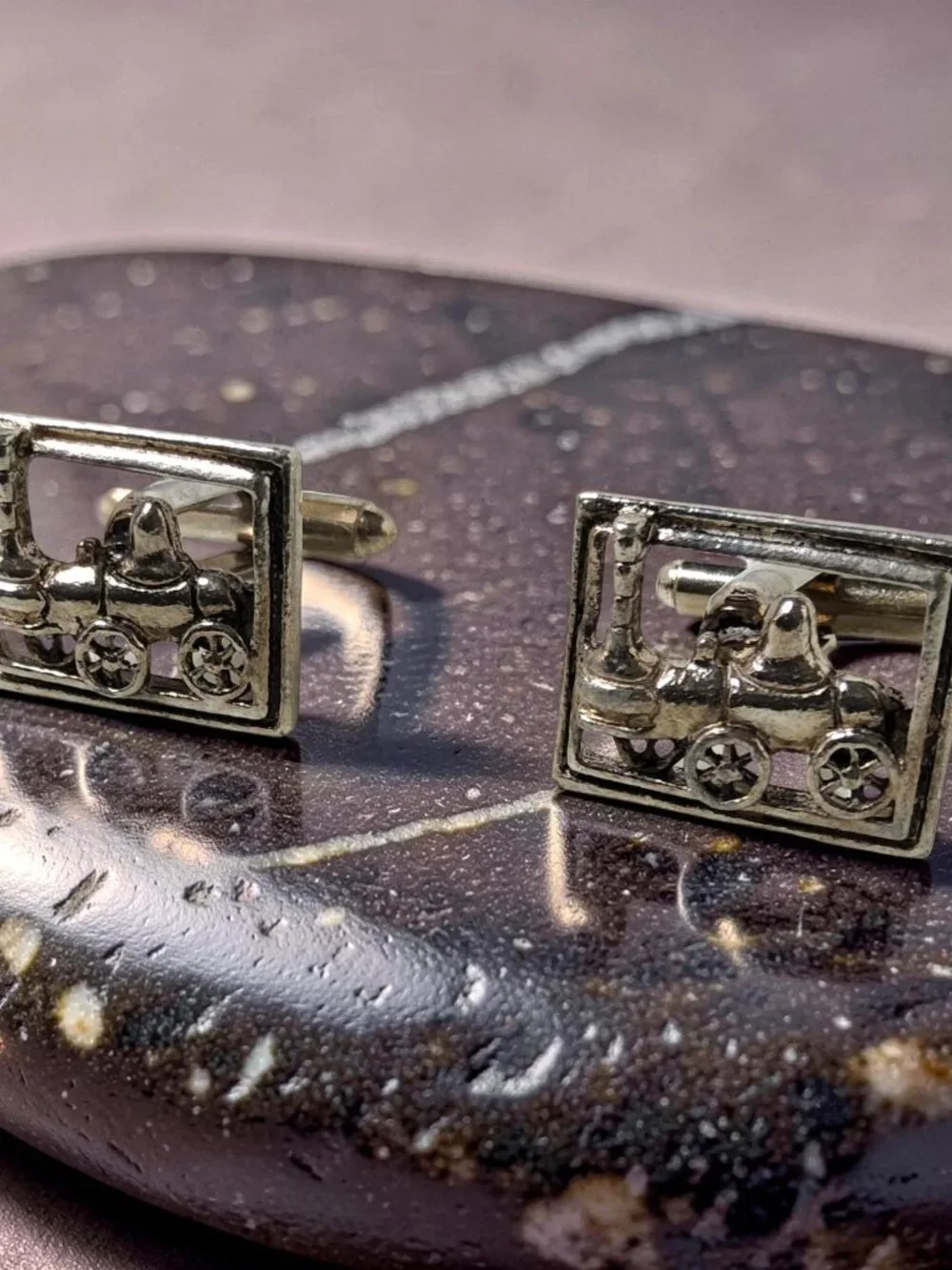 vintage mens silver tone steam engine locomotive cuff links.